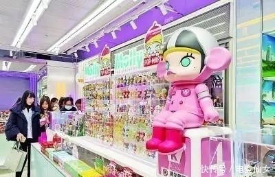 萬物皆可“潮”！潮流玩具的工美設計“潮”在何處？探秘超207億元市場的審美與商業密碼